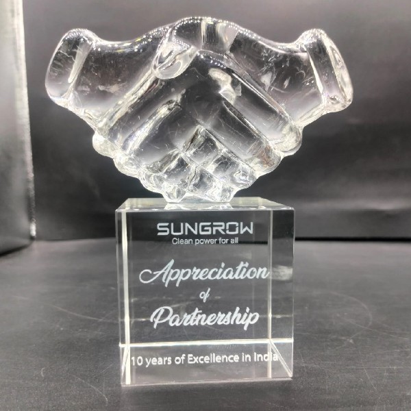 Handshake Crystal Trophy for Business Partnerships | Trophy India