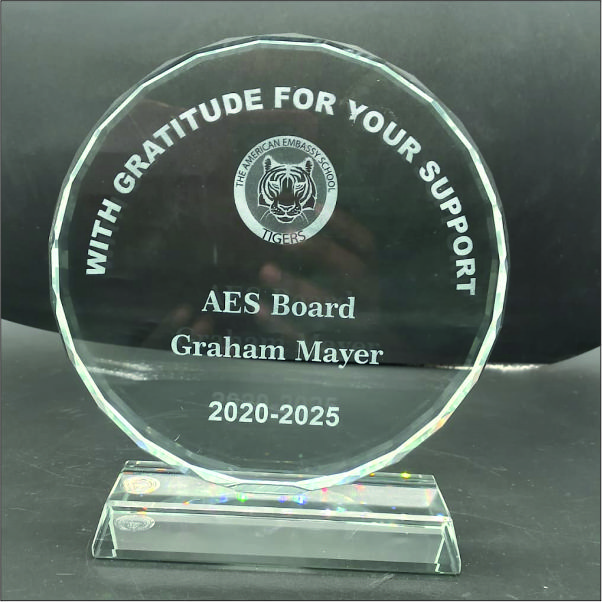 Custom Circular Glass Trophy Manufacturer Delhi NCR