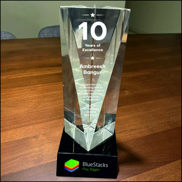 crystal pillar trophy manufacturer