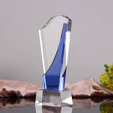 Crystal Trophy Manufacturers in India | Delhi, Gurgaon, Noida | Trophy India