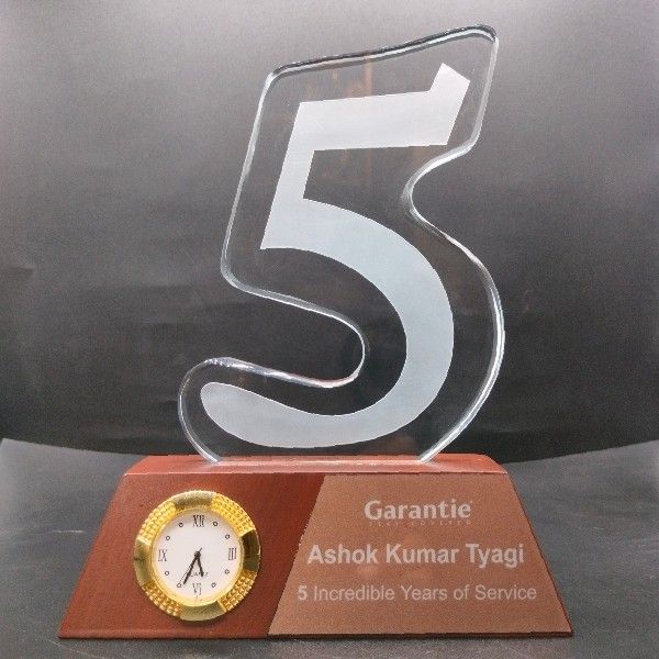 Bespoke Employee Milestone Awards with Clock | Trophy Makers Delhi NCR