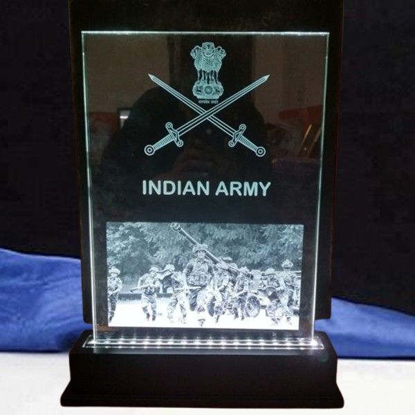 Clear White Army Crystal Memento, Shape: Rectangular