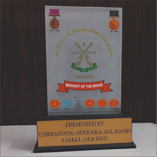 Custom Military Glass Trophy Manufacturer Delhi NCR