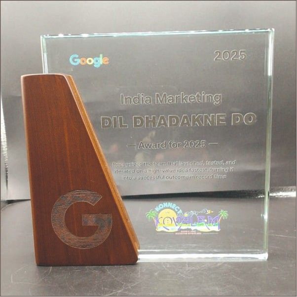 Premium Glass & Wood Trophy Manufacturer Delhi NCR
