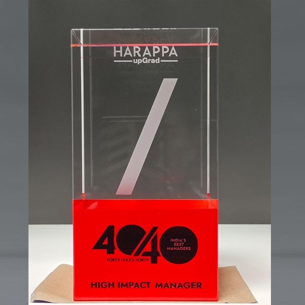 Custom Corporate Recognition Awards Delhi & Gurgaon | Trophy India