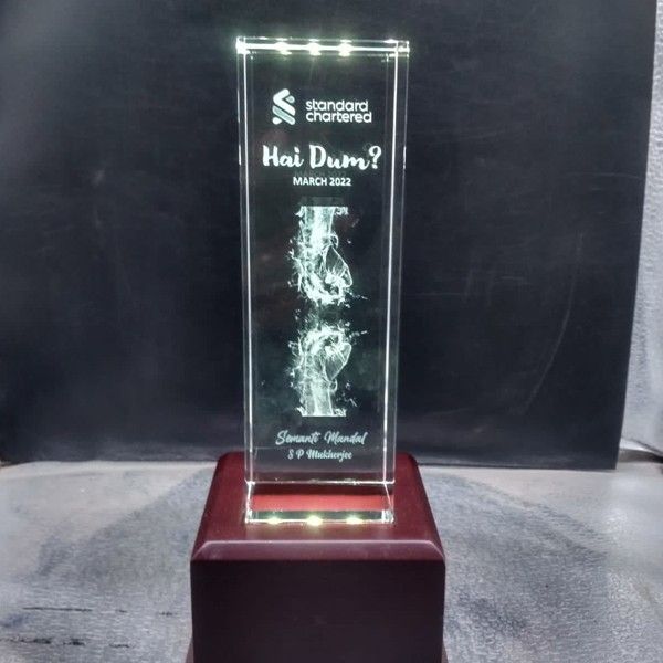Premium Crystal Cube Trophies & Gifts in Delhi NCR | Trophy India