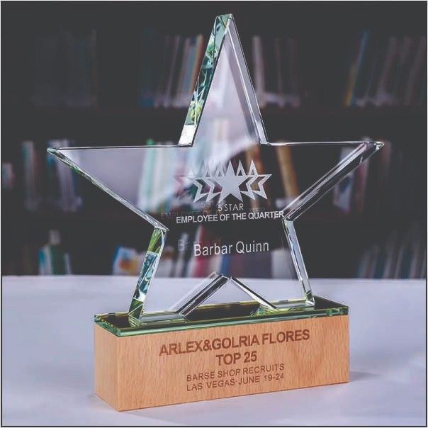 Crystal Star Trophy with Wooden Base for Corporate Excellence