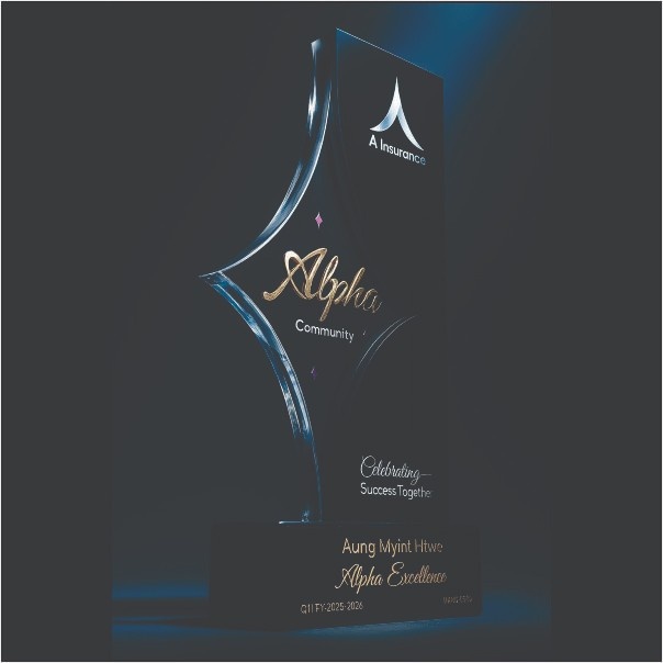 Buy Elite Diamond Cut Corporate Glass Trophy | Customized Engraving