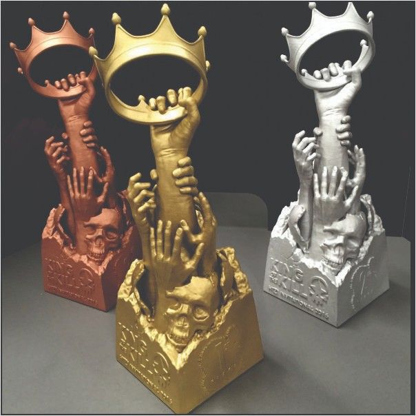 Custom Crown Victory Trophies & Awards | TrophyIndia