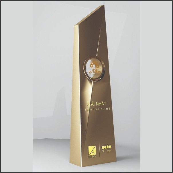 Premium Gold Pillar Trophy Manufacturers in Delhi, Gurgaon & Noida