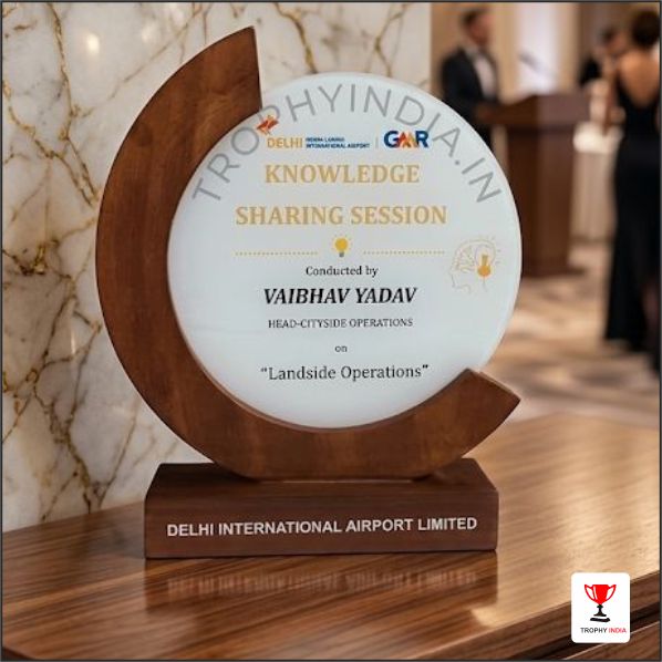 6-Inch Acrylic Combo Corporate Trophy – Trophy India