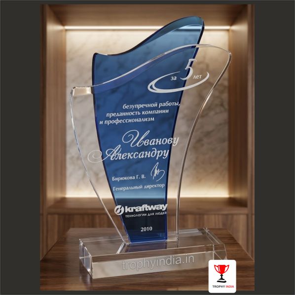 Exquisite Crystal Trophies for Corporate & Government Recognition