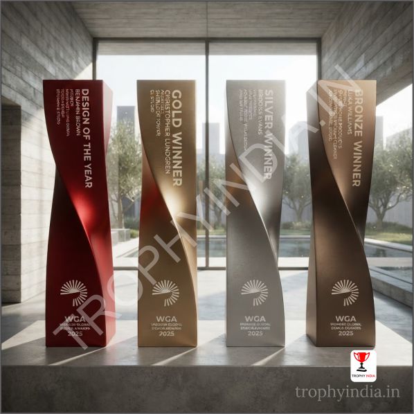 Twisted Spiral Wooden Column Trophy Manufacturers in Delhi, Gurgaon & Noida